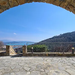  Casa di campagna La Pietra Italia